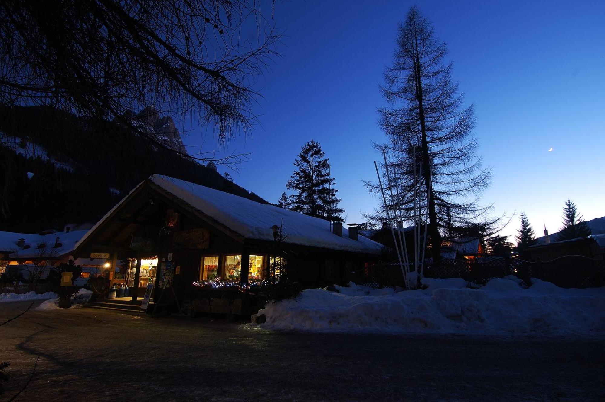 Aparthotel Camping Catinaccio Rosengarten Pozza di Fassa Exterior foto
