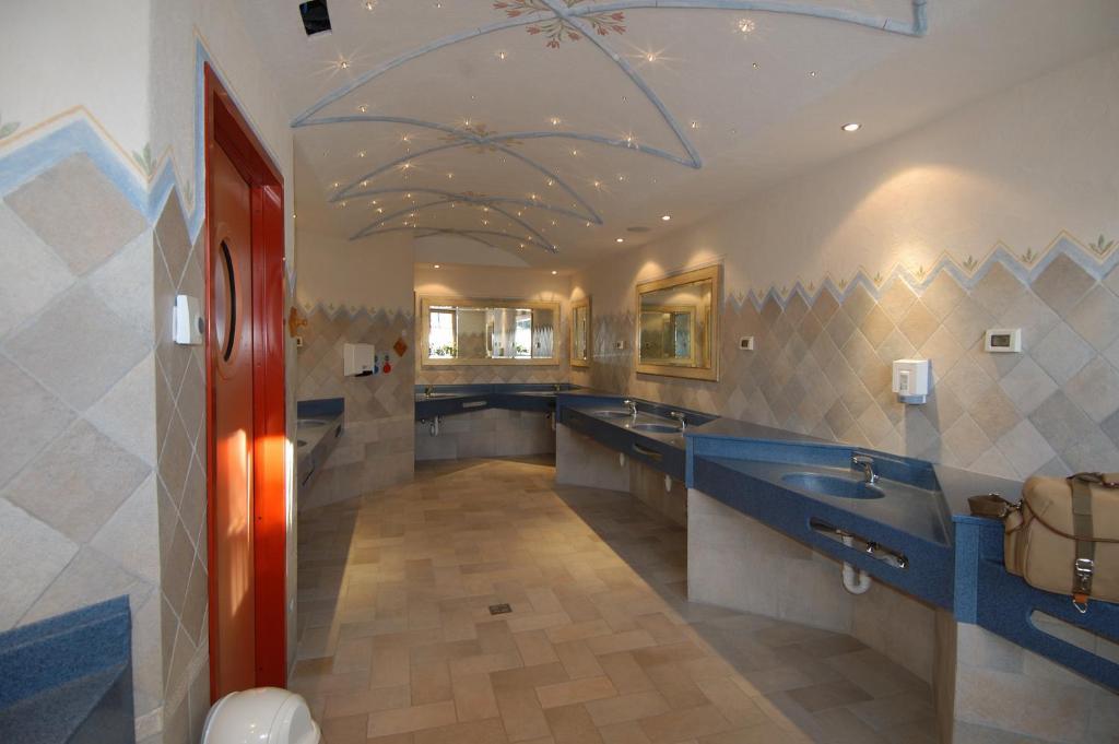 Aparthotel Camping Catinaccio Rosengarten Pozza di Fassa Exterior foto