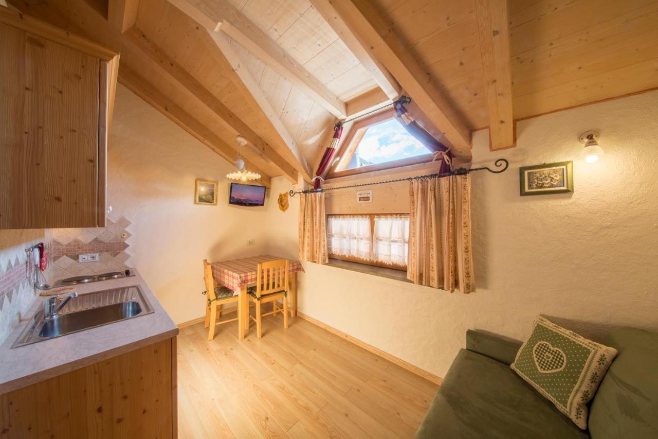 Aparthotel Camping Catinaccio Rosengarten Pozza di Fassa Exterior foto